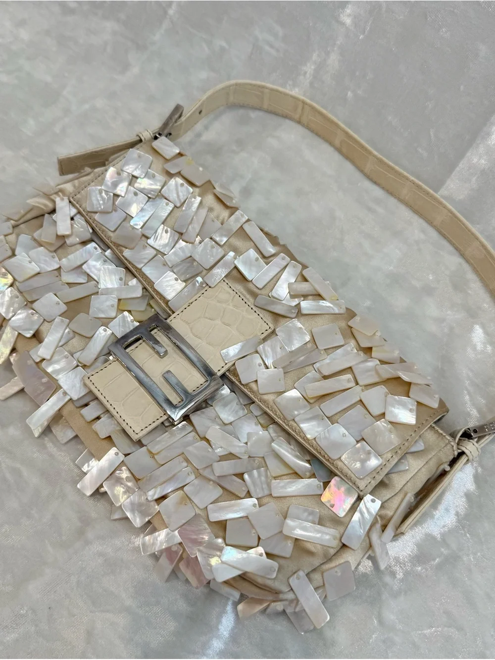 Fendi Baguette Mother-of-Pearl Vintage Glitter Shoulder Bag - Picture 6 of 15